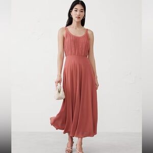 Banana Republic Scoop-Neck Midi Dress
